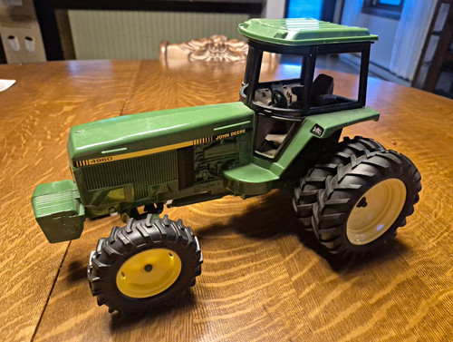 Ertl 16th john - 1/16th, 4960